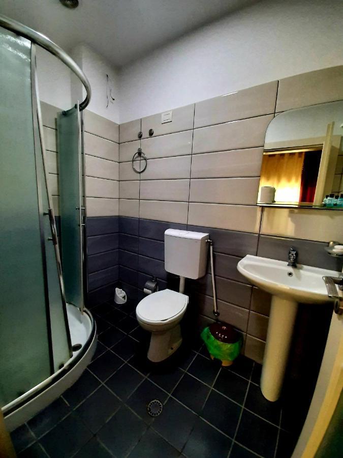 Hotel Vila Giorgio Σκόδρα Εξωτερικό φωτογραφία